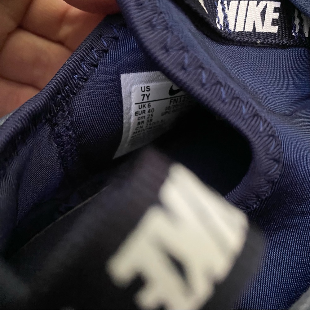 Nike Youth Navy Blue Slip-On Shoes - Picture 3 of 3